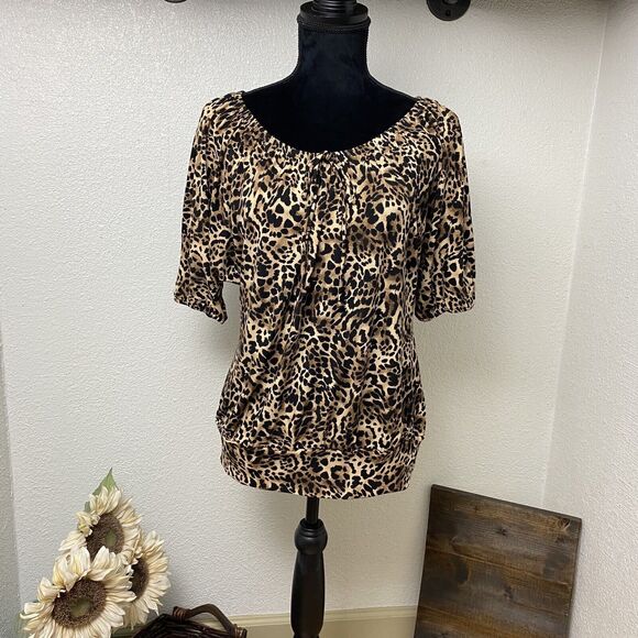 Relaxed Flowy Leopard Batwing Sleeve Blouse - Small - Picture 1 of 9